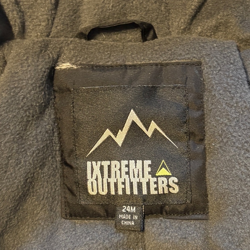 Ixtreme Outfitters Snowsuit, Hooded One Piece, Front Zip. Black Gray. Sz 24 Mo - Picture 3 of 4